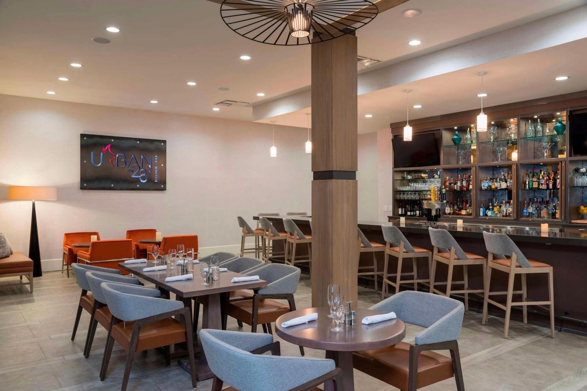 Sonesta Hotel Grand Rapids Airport Dış mekan fotoğraf