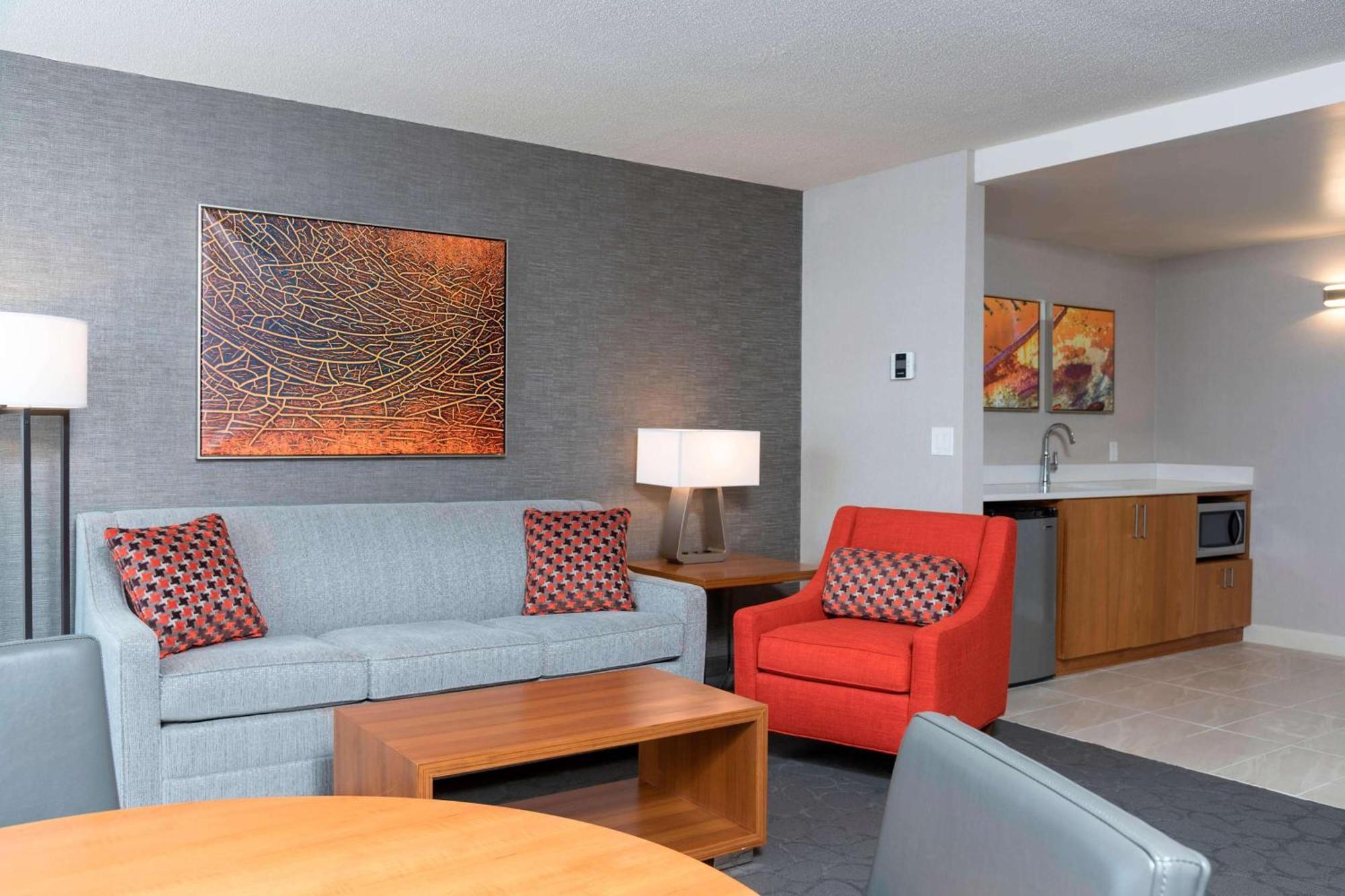Sonesta Hotel Grand Rapids Airport Dış mekan fotoğraf