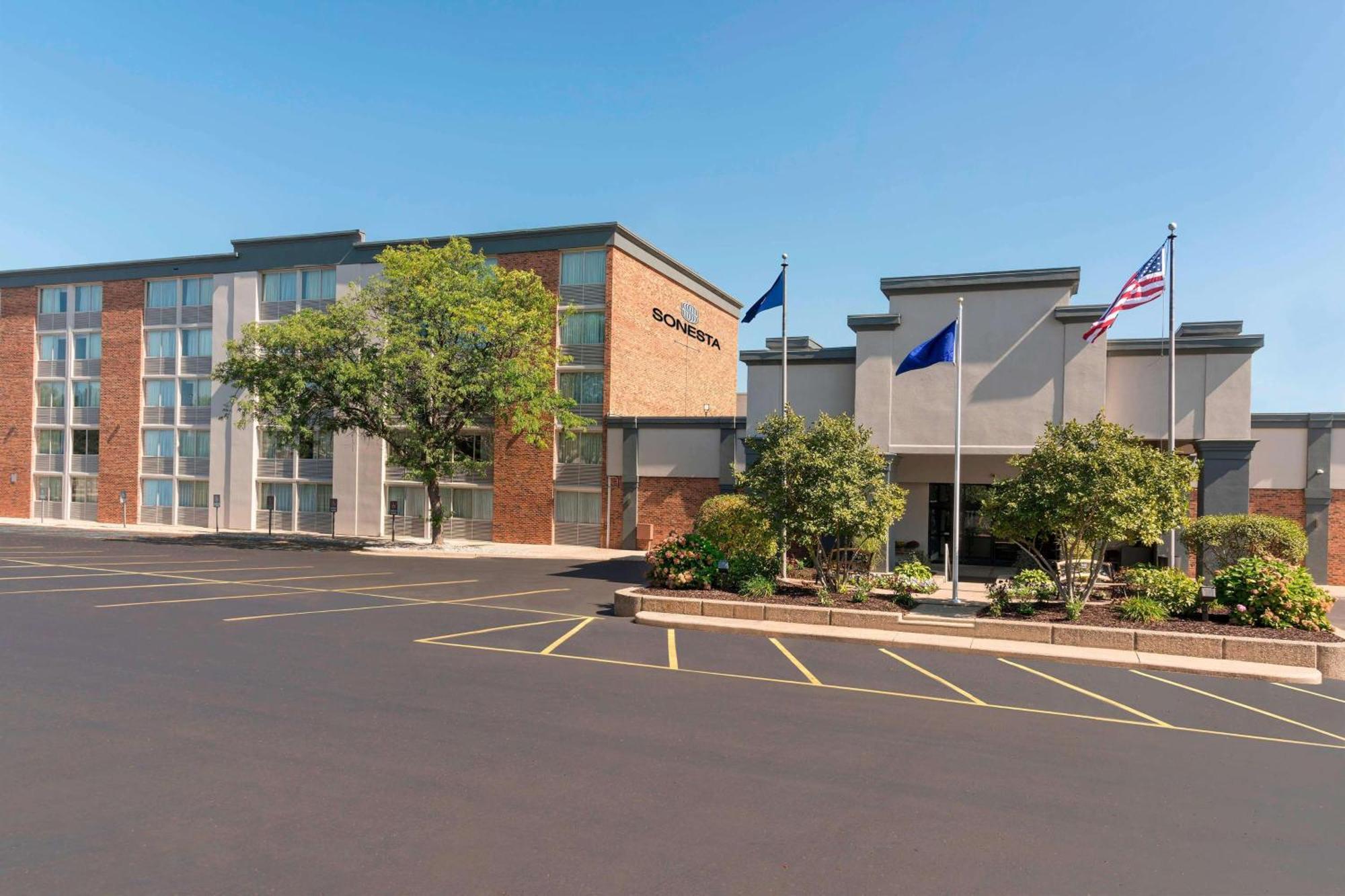 Sonesta Hotel Grand Rapids Airport Dış mekan fotoğraf